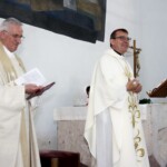 Pfarrer Josef Triebenbacher und Bischof Tomáš Holub